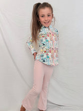 Load image into Gallery viewer, Princess Patch Girls Yoga Set | Princess Athletic Leggings Set