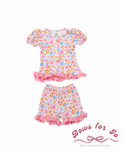Load image into Gallery viewer, Daisy Daydream Bamboo Sweetie Set for Girls | Floral Outfit