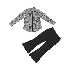 Load image into Gallery viewer, Bewitched Bows Yoga Set- PREORDER 8-10 week TAT before shipping
