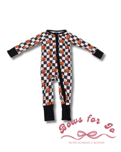 Load image into Gallery viewer, Pumpkin Pit Stop Zippy
