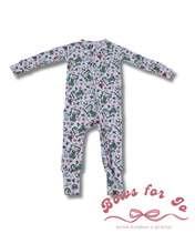 Load image into Gallery viewer, Buddy Christmas Bamboo Zippy
